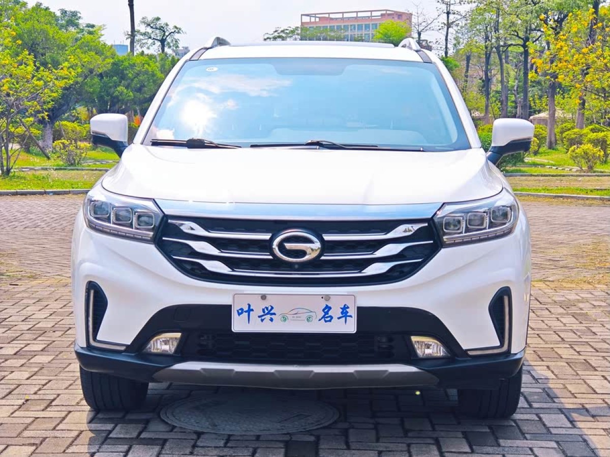 廣汽傳祺 GS4  2018款 235T 自動(dòng)兩驅(qū)至尊版圖片