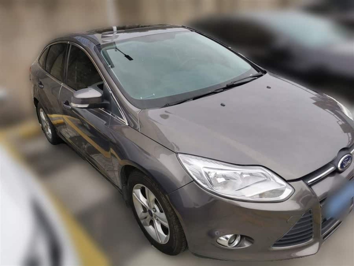 福特 福克斯  2012款 三廂 1.6L 自動風(fēng)尚型圖片