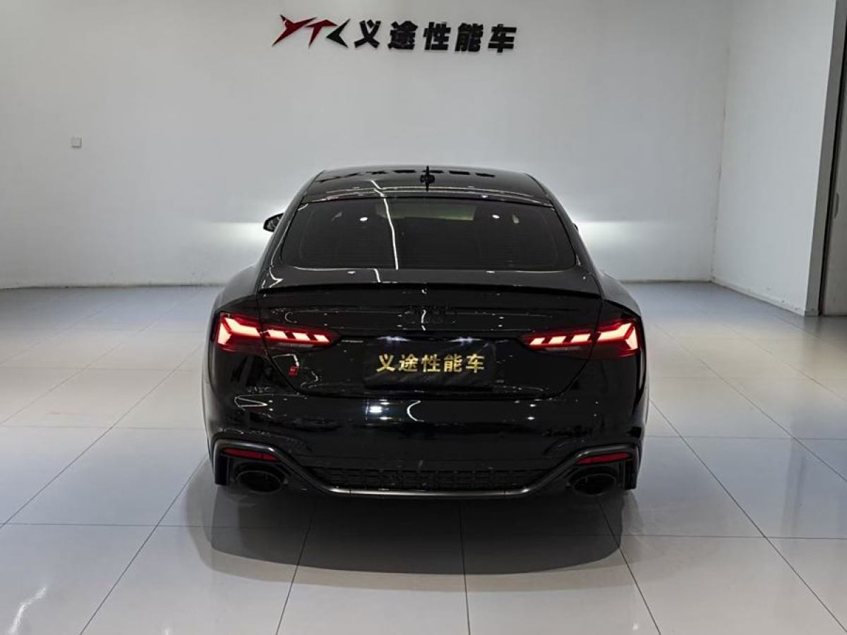 2022年8月奧迪 奧迪RS 5  2021款 RS5 Sportback 暗金版