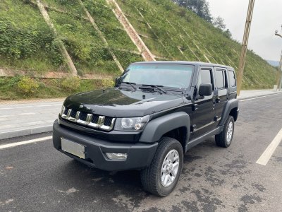 2018年5月 北京 BJ40 40L 2.0T 手动四驱尊贵版图片