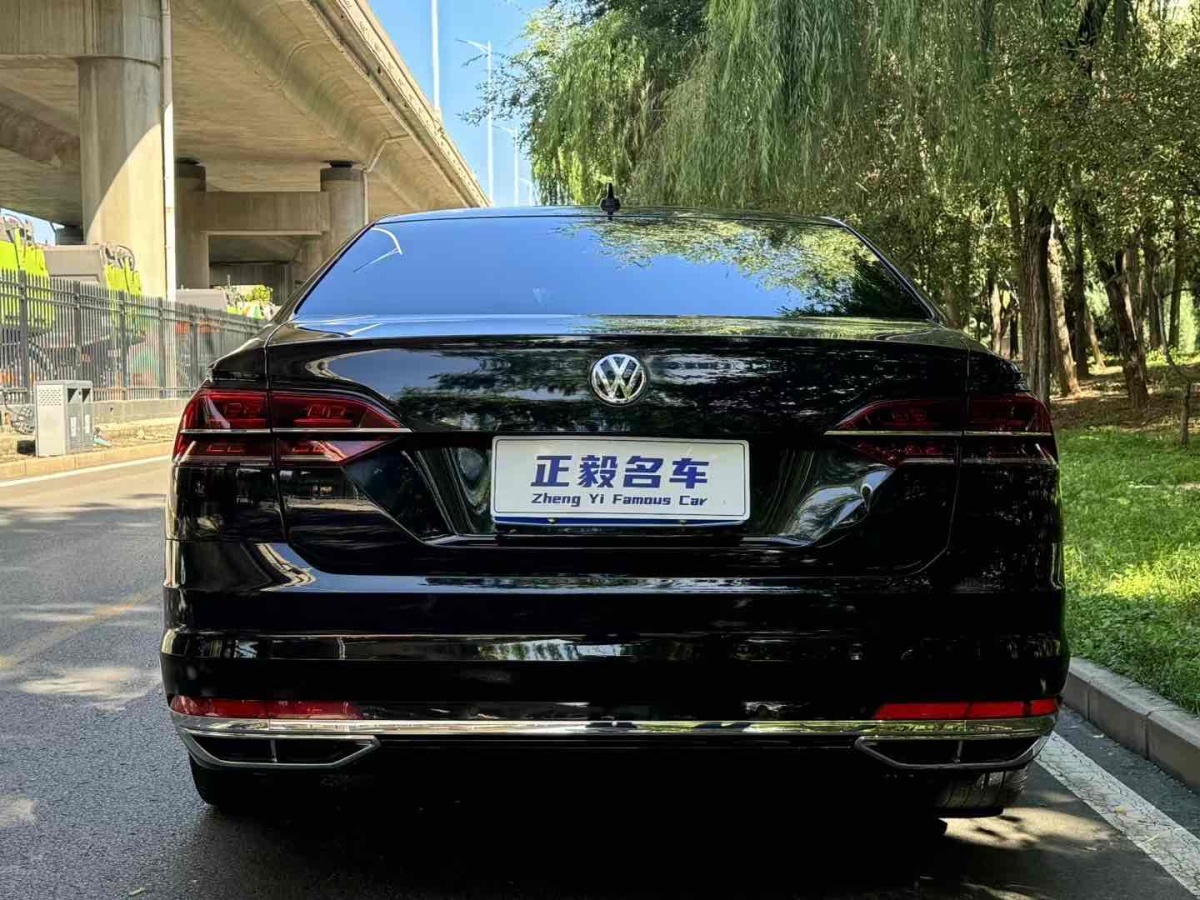 大眾 輝昂  2018款 改款 380TSI 兩驅(qū)商務(wù)版圖片