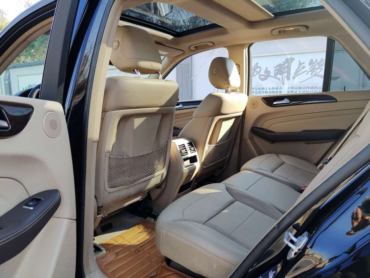 奔馳 奔馳M級  2014款 ML 350 CDI 4MATIC圖片