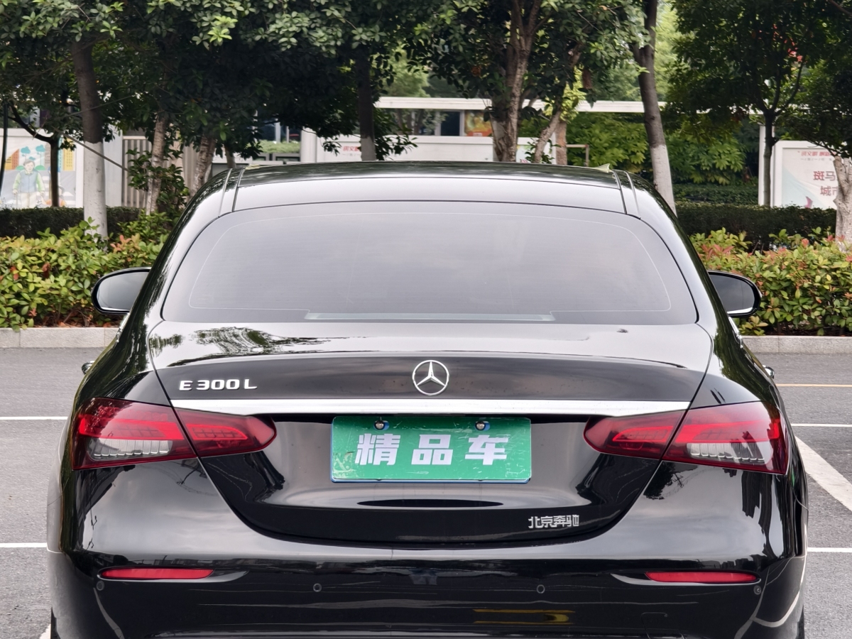奔馳 奔馳E級(jí)  2023款 改款 E 300 L 時(shí)尚型圖片