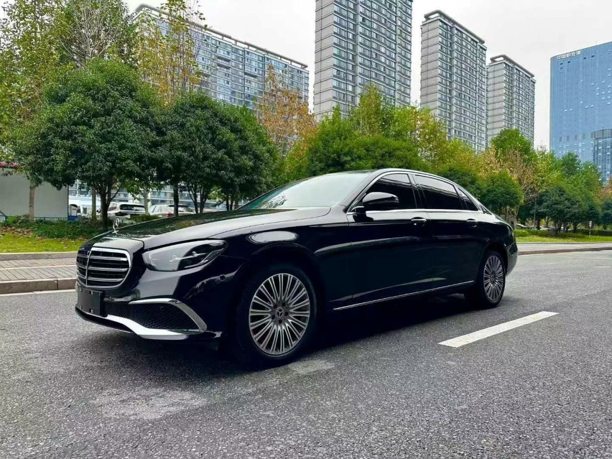 奔馳 奔馳E級(jí)  2018款 E 300 L 豪華型圖片