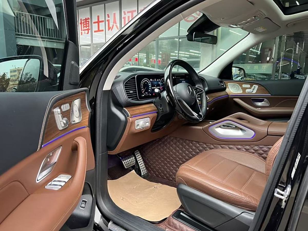 奔馳 奔馳GLS  2024款 GLS 450 4MATIC 豪華型圖片