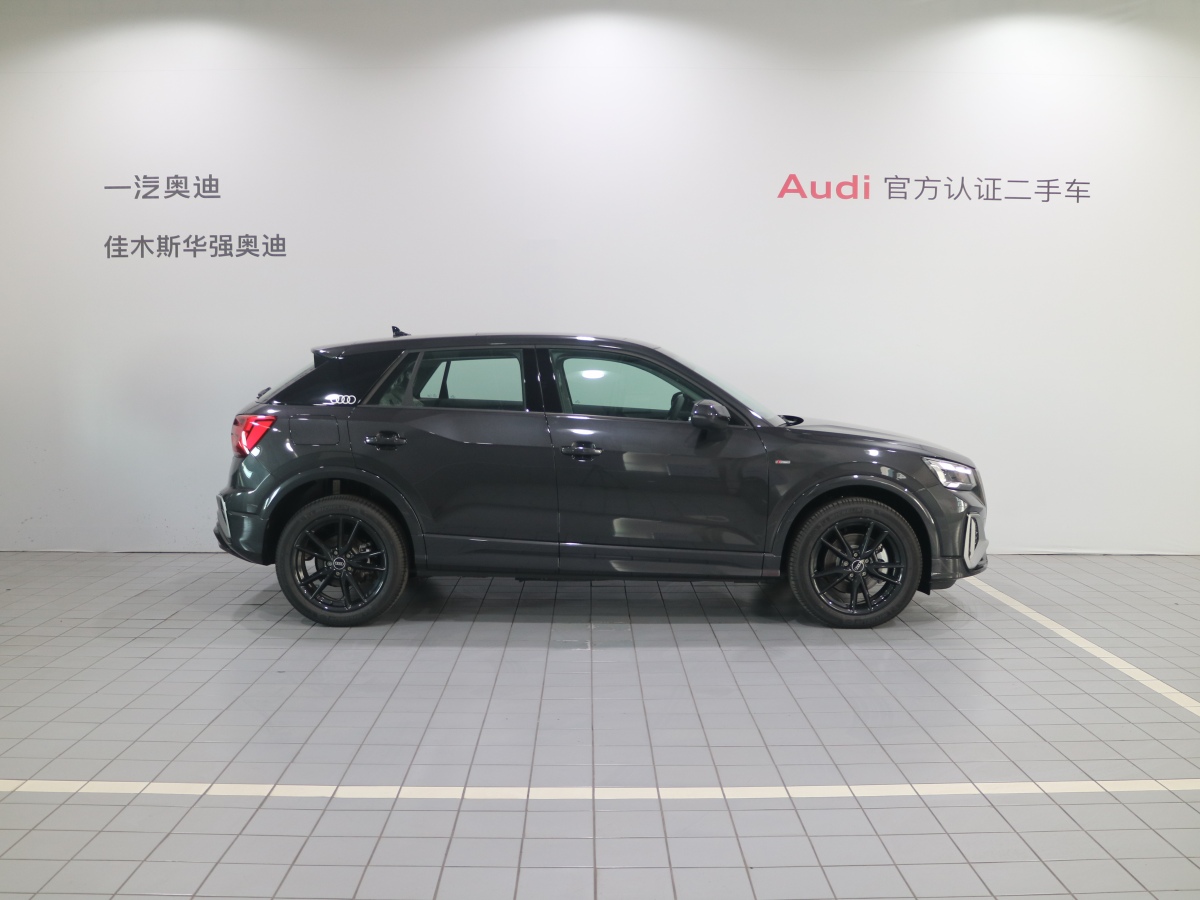 奧迪 奧迪Q2L  2023款 35TFSI 進(jìn)取動感型圖片