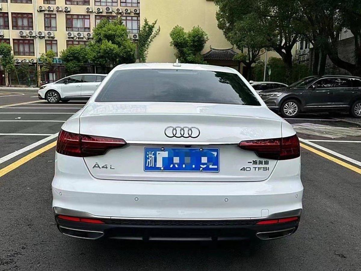 2021年12月奧迪 奧迪A4L  2022款 40 TFSI 時尚動感型