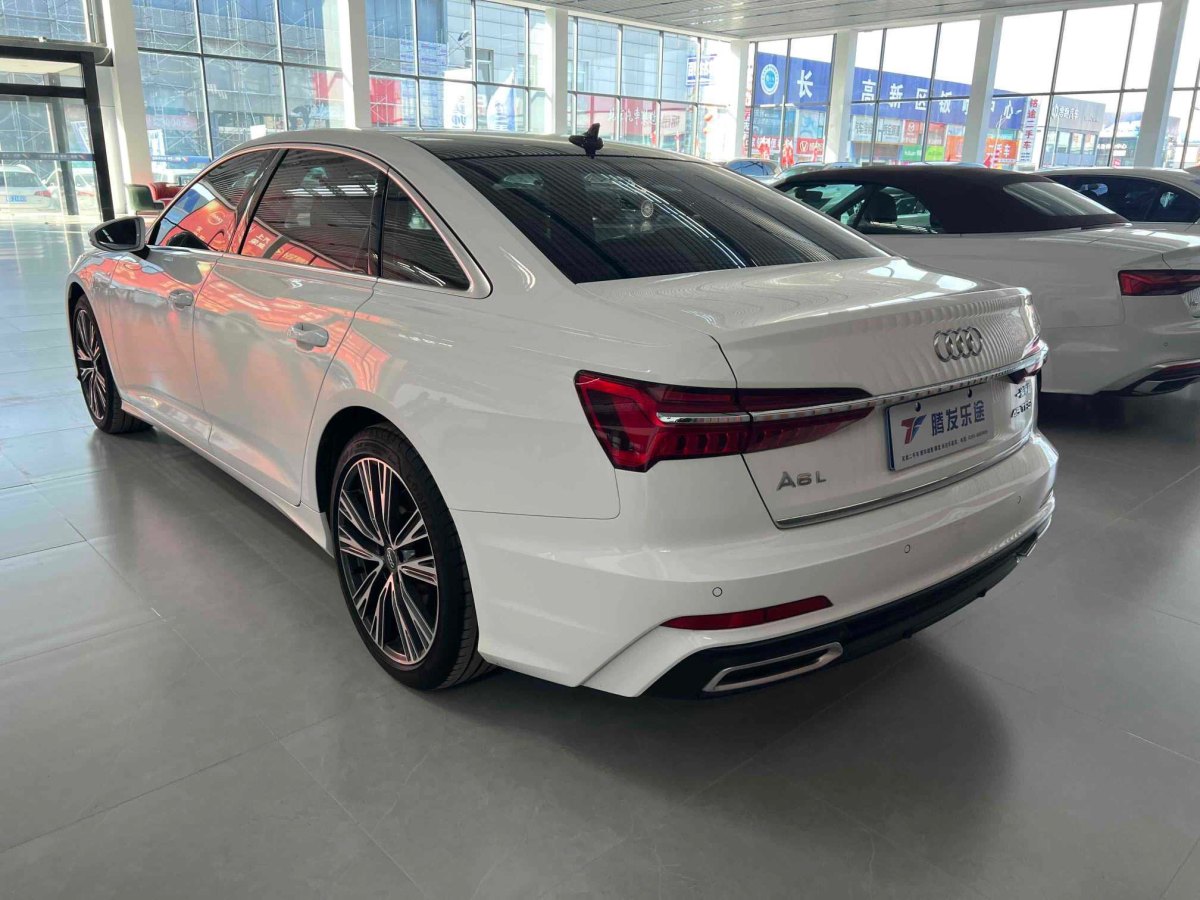 奧迪 奧迪A6L  2021款 45 TFSI 臻選動感型圖片