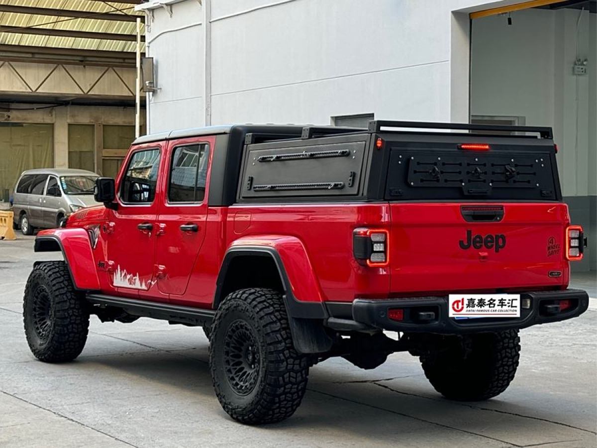 2022年7月Jeep 角斗士  2022款 3.6L 先行版