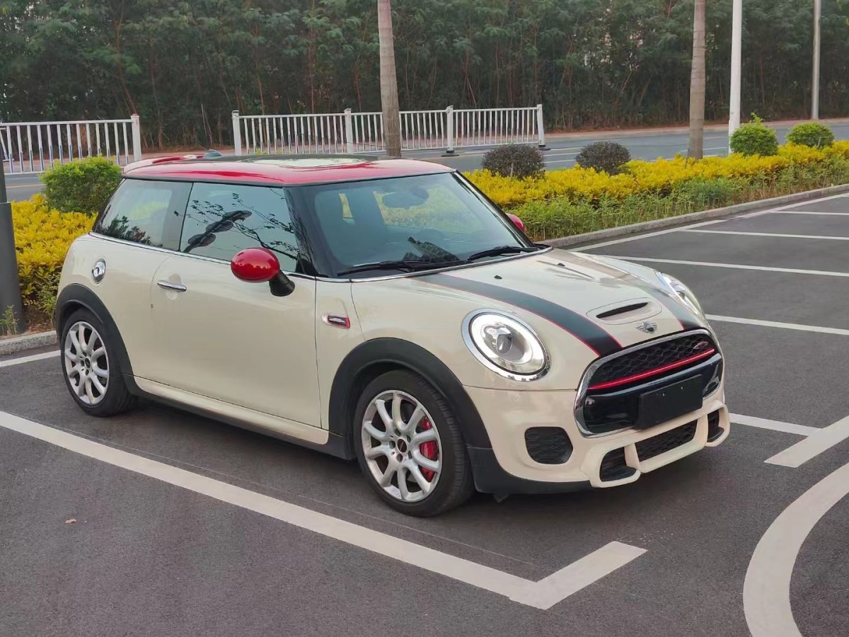 MINI JCW  2016款 2.0T JOHN COOPER WORKS 先鋒派圖片