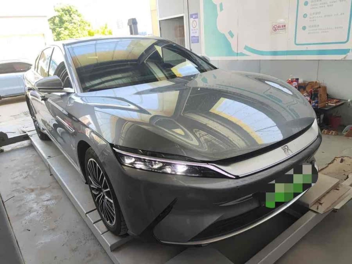 比亞迪 漢  2021款 EV 標(biāo)準(zhǔn)續(xù)航版豪華型圖片