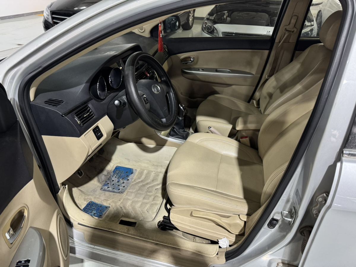 长城 C30  2012款 1.5L 手动舒适型图片