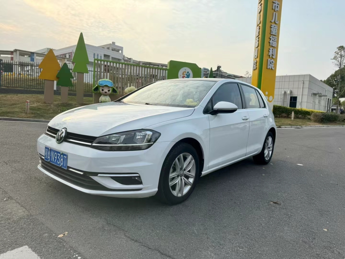 大眾 高爾夫  2019款  200TSI DSG舒適型 國(guó)VI圖片