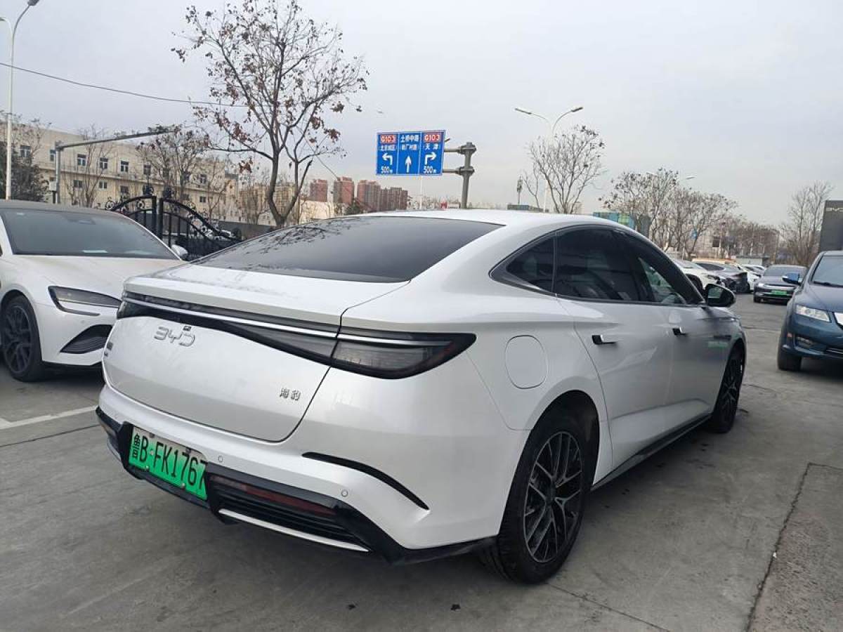 比亞迪 海豹  2023款 DM-i 1.5L 121km 尊貴型圖片