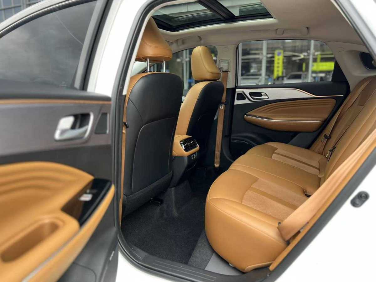 埃安 AION S  2023款 炫 580 55.2kWh 磷酸鐵鋰圖片
