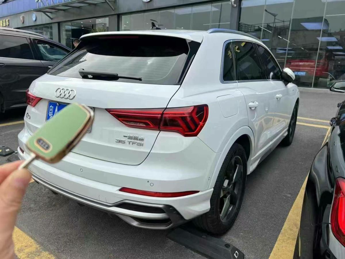 奧迪 奧迪Q3  2023款 35 TFSI 時尚動感型圖片