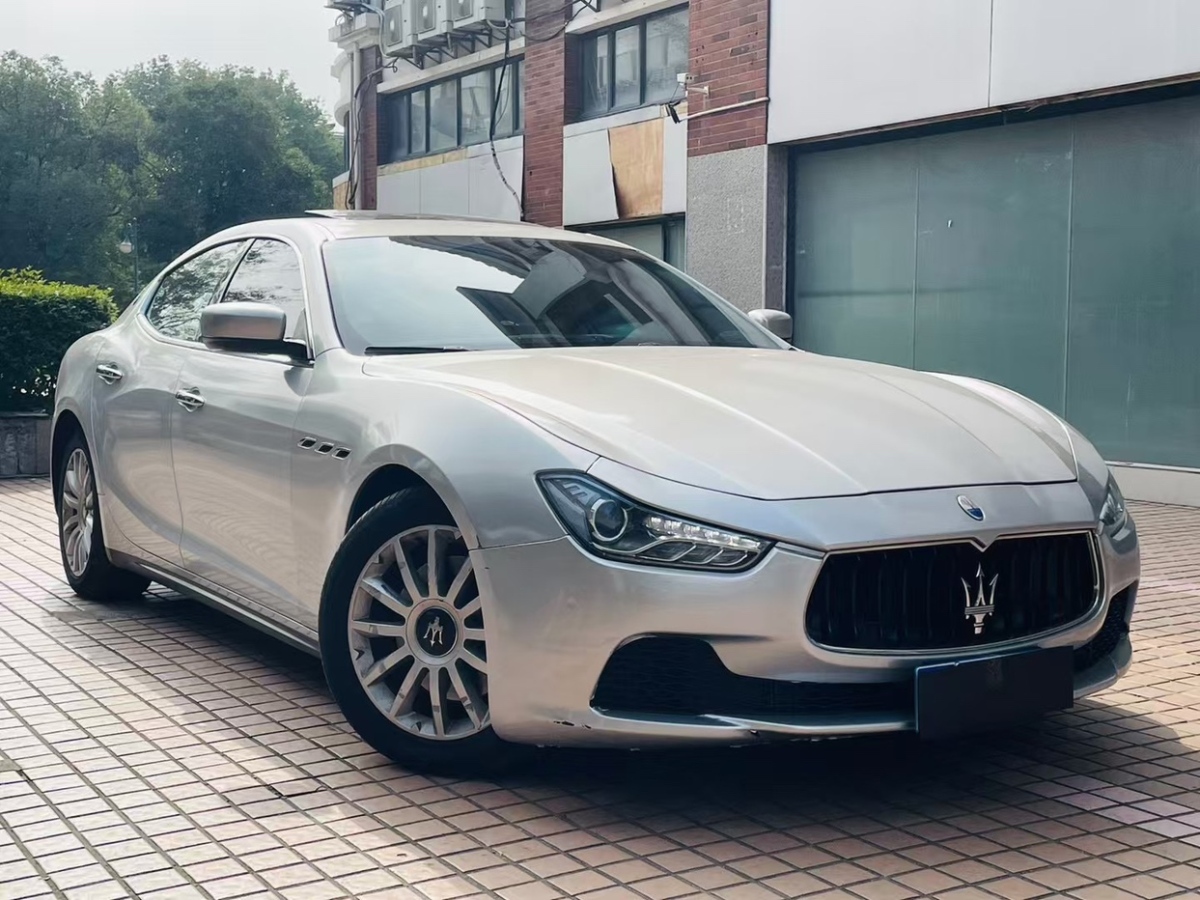 瑪莎拉蒂 Ghibli  2014款 3.0T 標(biāo)準(zhǔn)版圖片