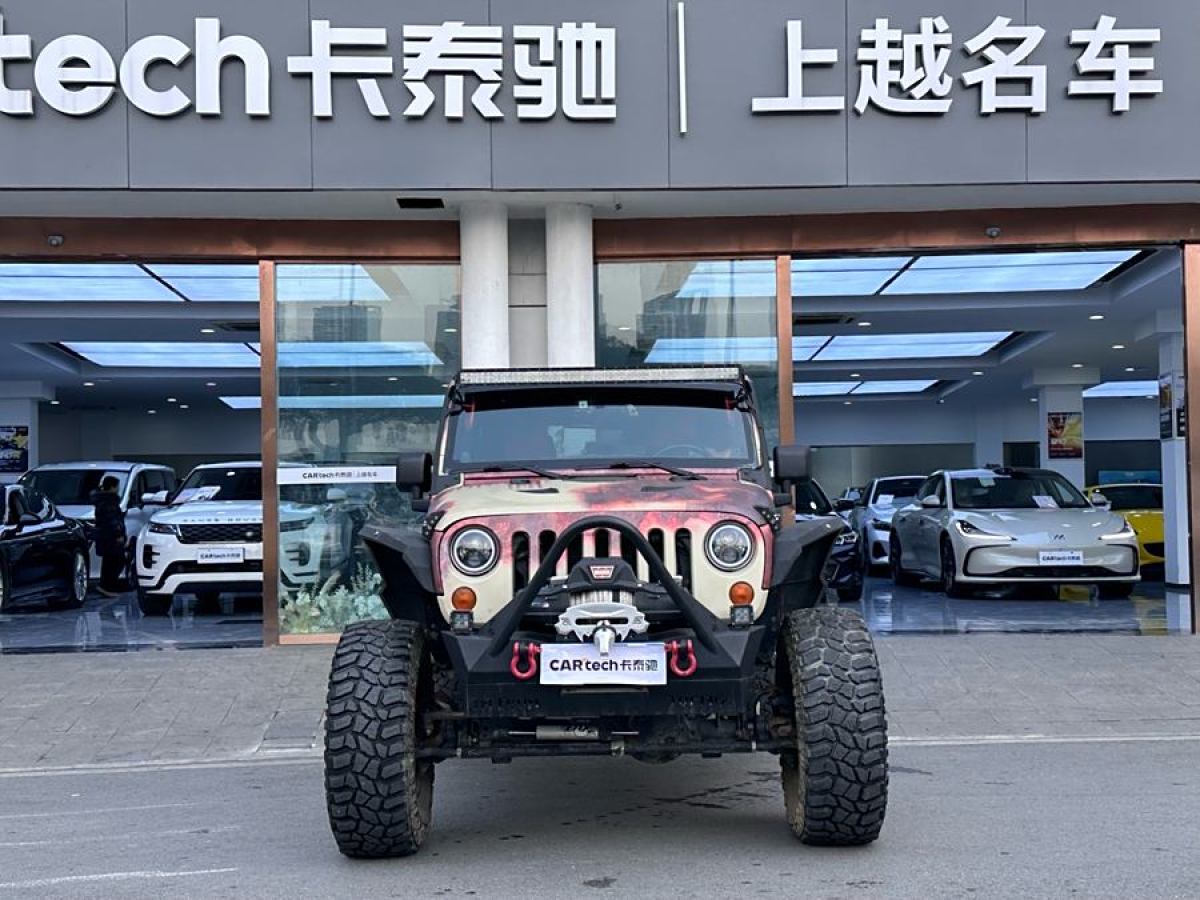 Jeep 牧馬人  2011款 3.8L Sahara 四門版圖片