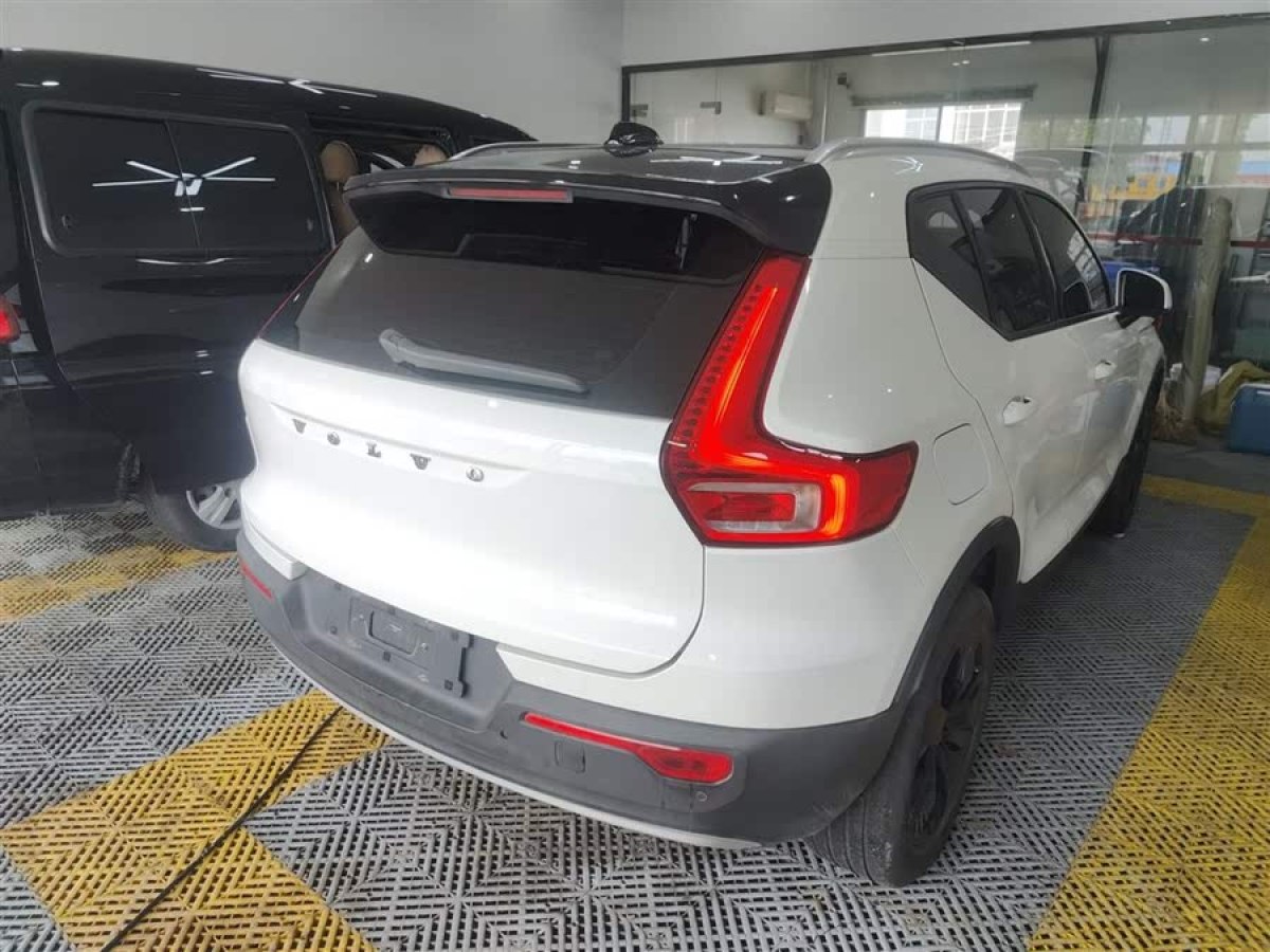 沃爾沃 沃爾沃XC40  2021款 T3 智行時尚版圖片