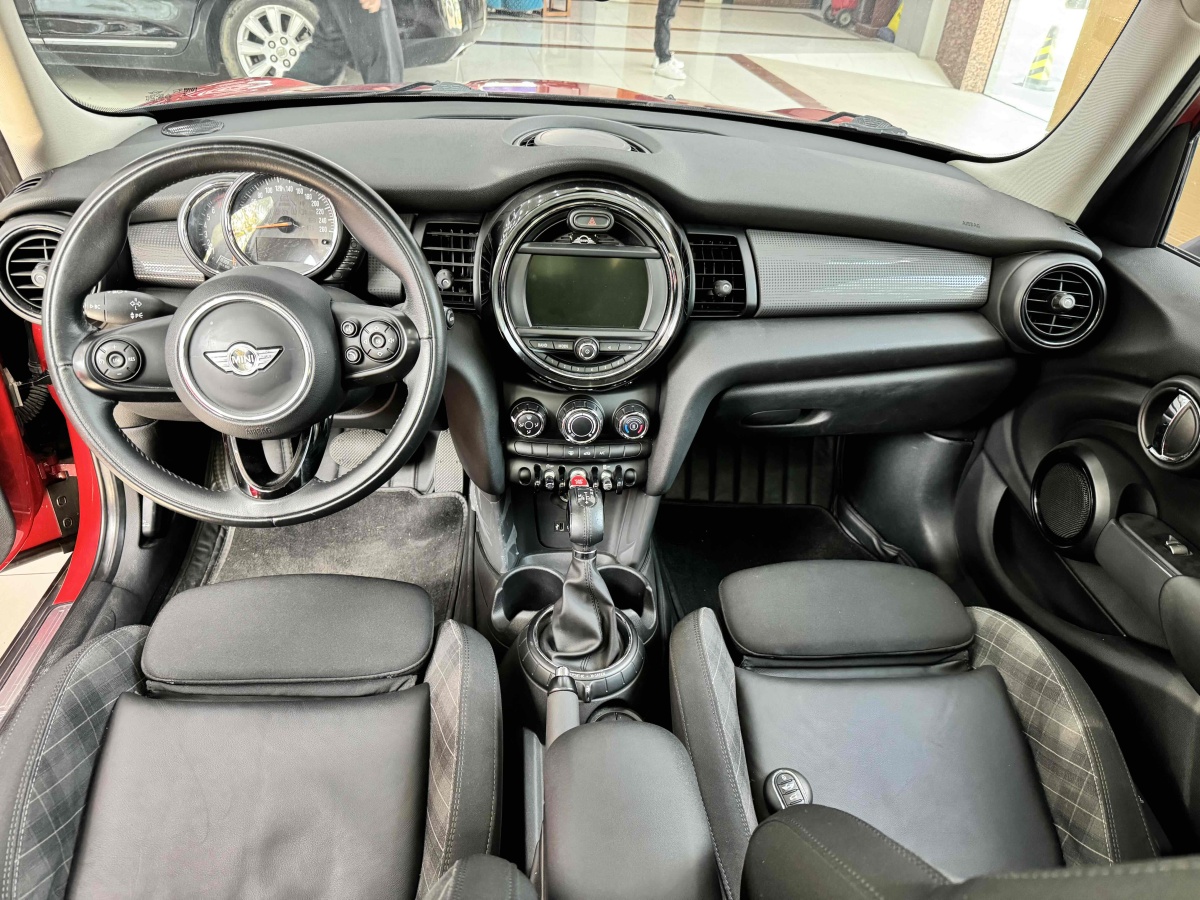 MINI MINI  2017款 1.5T COOPER 冰藍(lán)色限量版圖片
