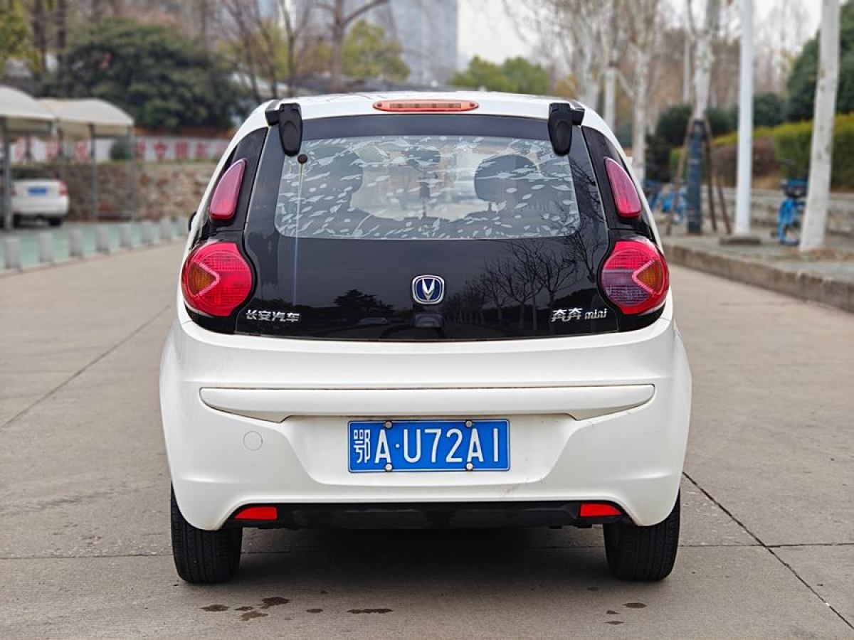 長(zhǎng)安 奔奔MINI  2012款 1.0L 手動(dòng)時(shí)尚版 國(guó)V圖片