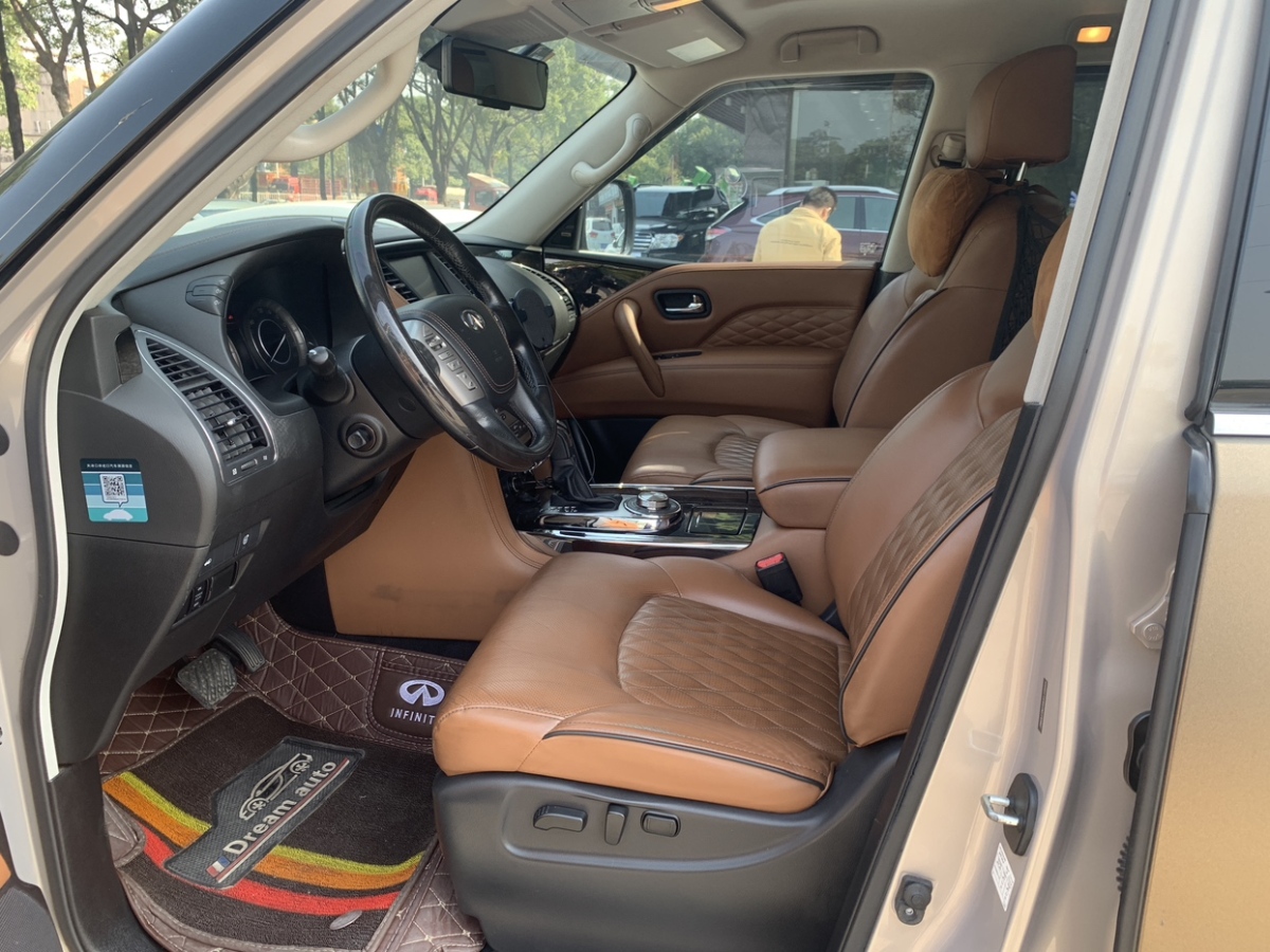 英菲尼迪 QX80  2016款 5.6L 4WD圖片