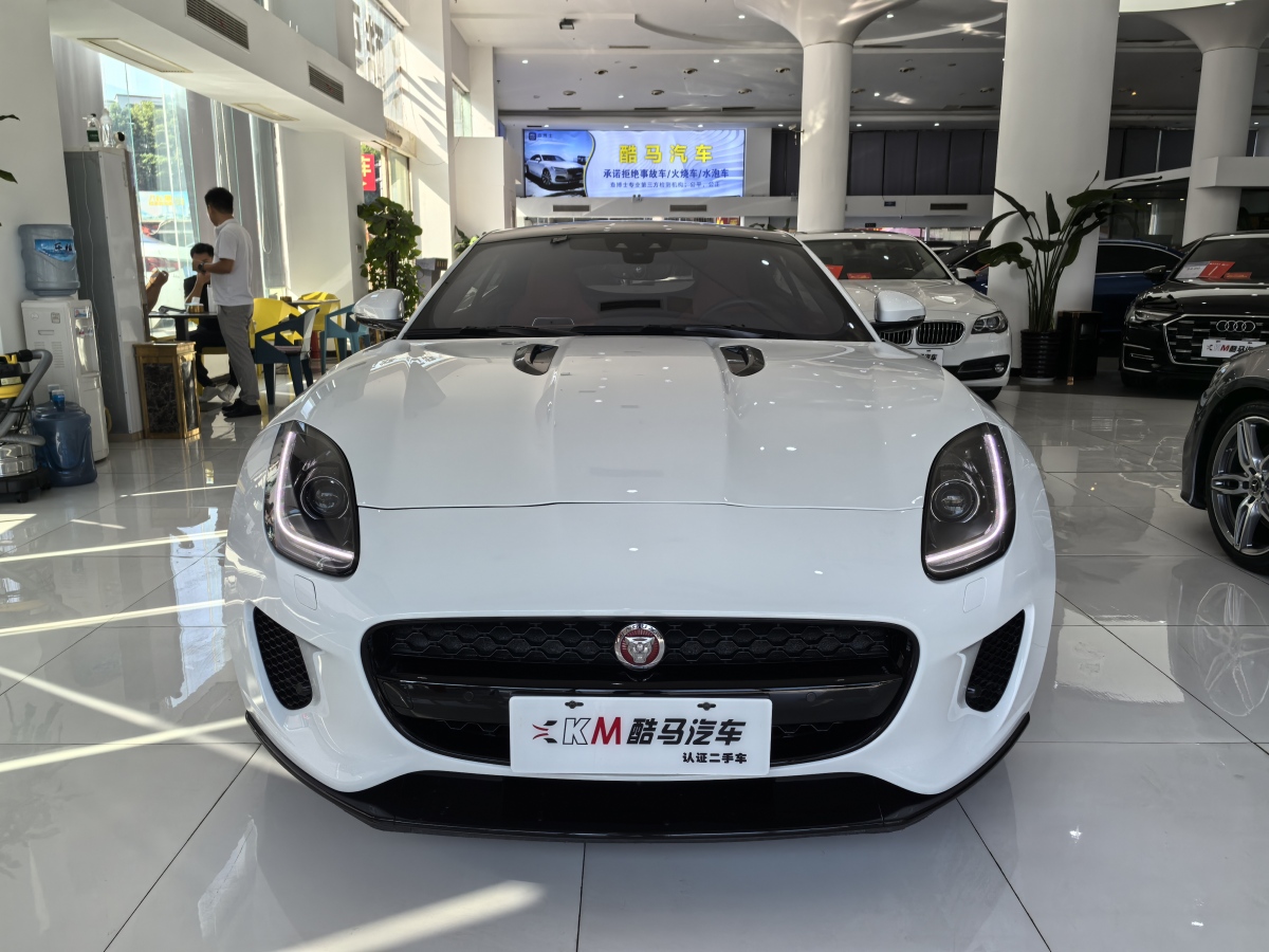 捷豹 F-TYPE  2019款 2.0T 硬頂版圖片