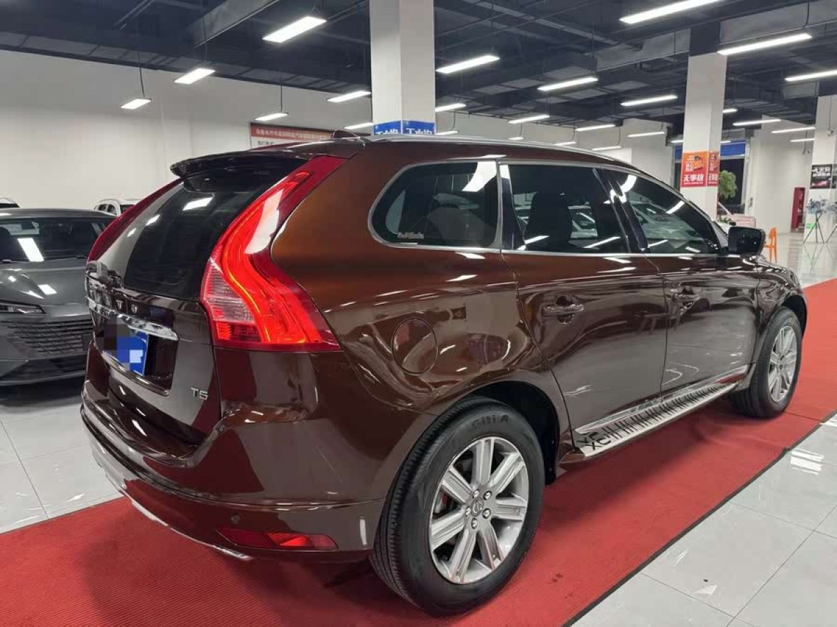 沃爾沃 XC60  2016款 T5 智進(jìn)版圖片