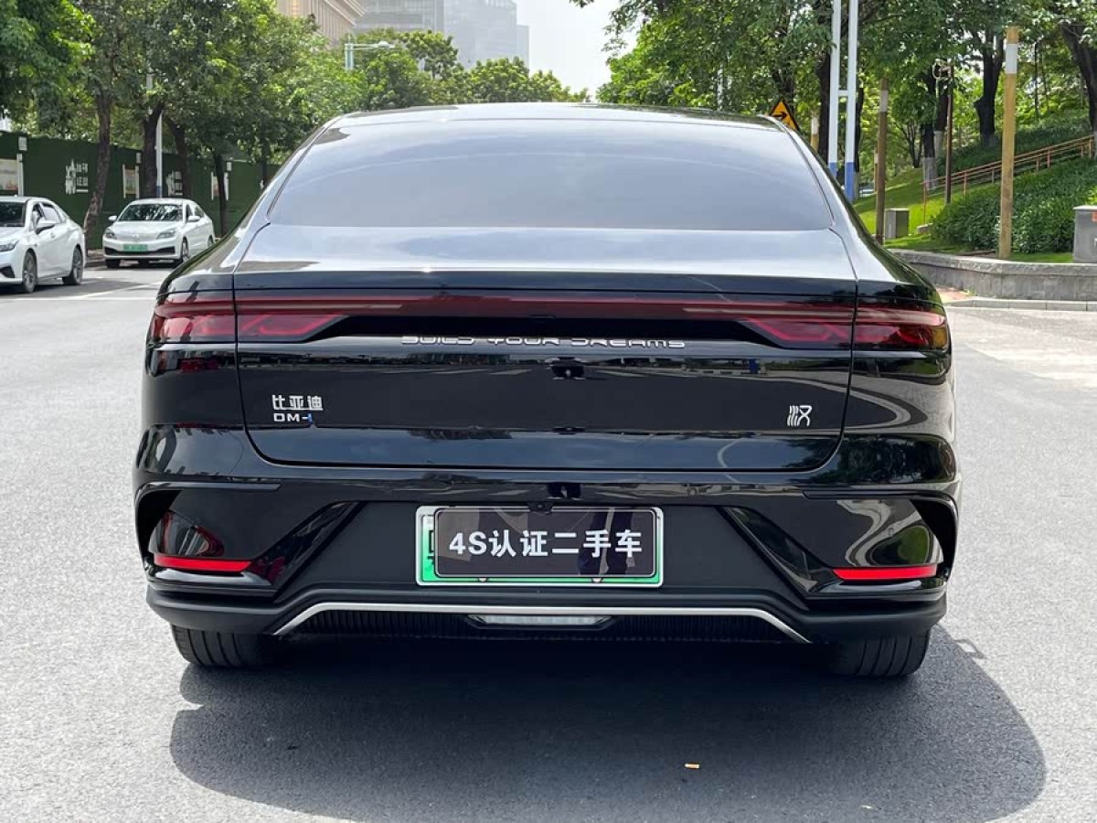 比亞迪 漢  2022款 DM-i 121KM 領(lǐng)航型圖片