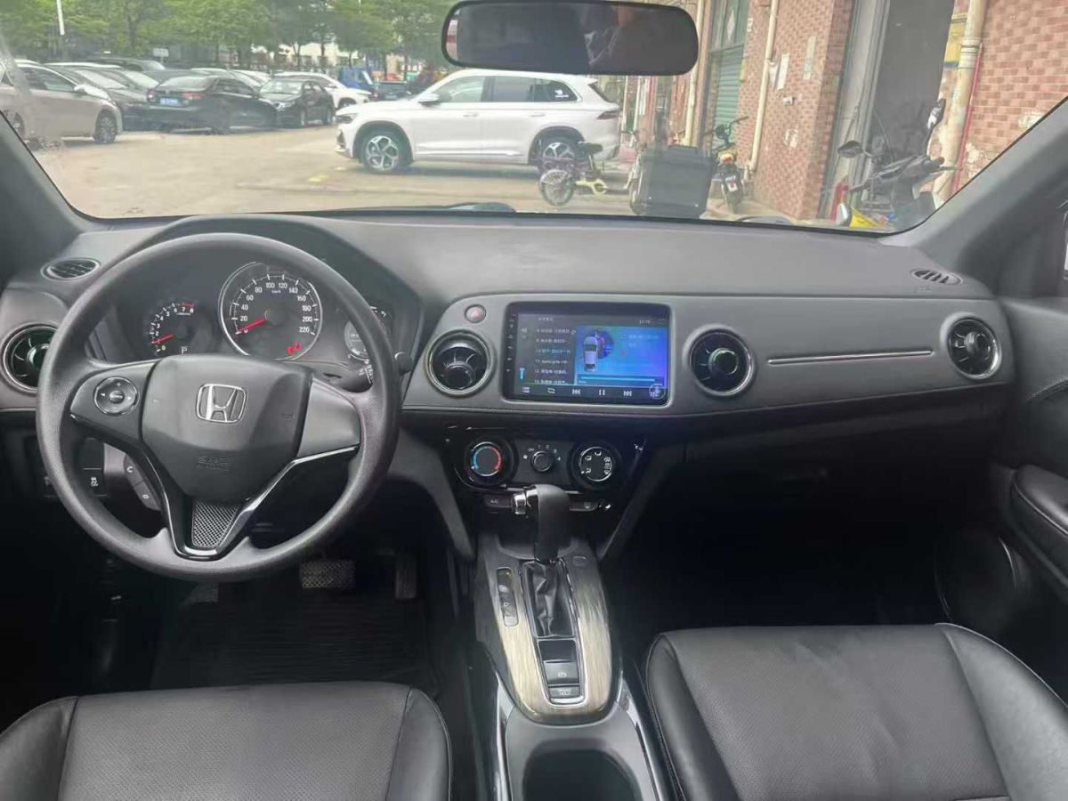 本田 CR-V  2018款 240TURBO CVT兩驅(qū)舒適版圖片