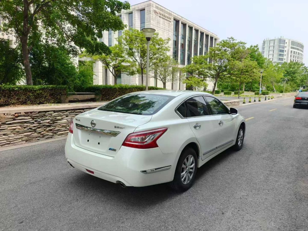 日產(chǎn) 天籟  2016款 2.0L XE 時尚版圖片
