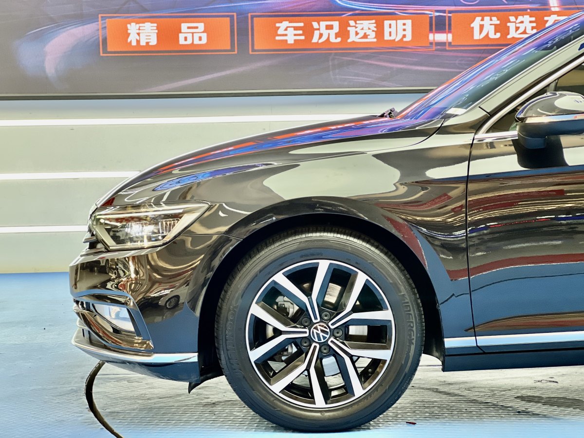 大眾 邁騰  2019款  330TSI DSG 領(lǐng)先型 國VI圖片