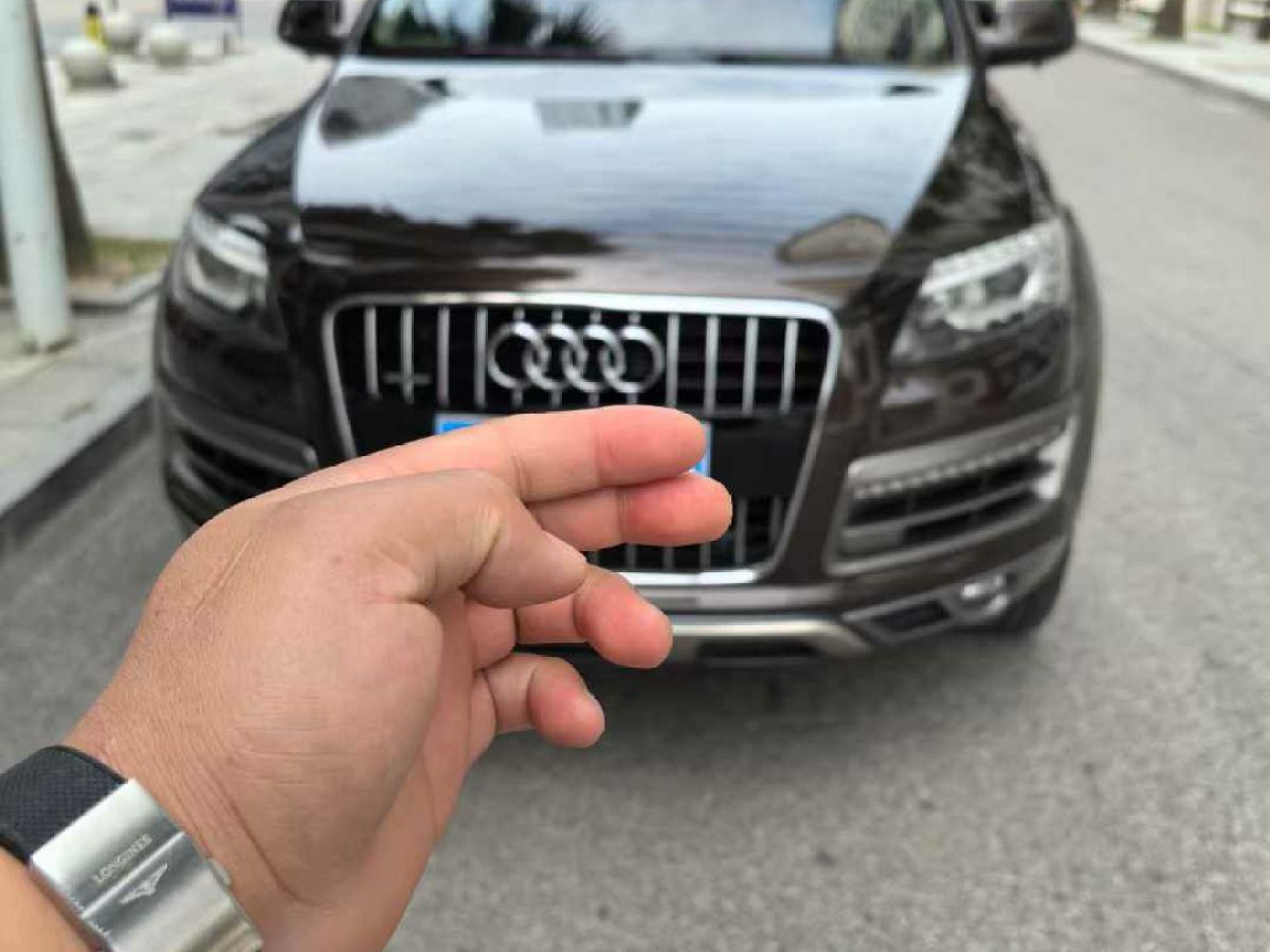 奧迪 奧迪Q7  2015款 Q7 35TDI quattro 卓越版圖片