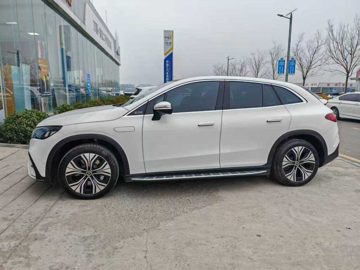 奔馳 奔馳EQE SUV  2023款 350 4MATIC 豪華版圖片