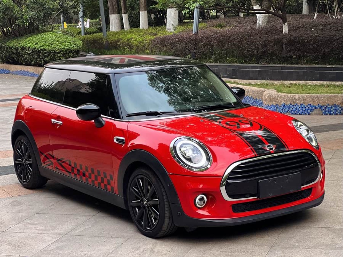 MINI MINI  2021款 1.5T COOPER 藝術(shù)家圖片