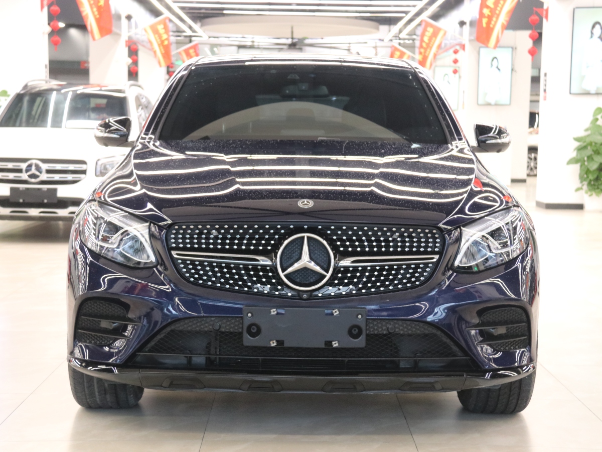 2018年1月奔馳 奔馳GLC  2022款 改款 GLC 260 4MATIC 轎跑SUV