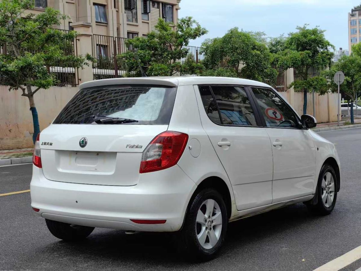 斯柯達(dá) 晶銳  2012款 1.6L 自動(dòng)Sport版圖片