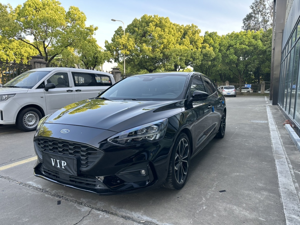 福特 ?？怂? 2020款 三廂 EcoBoost 180 自動(dòng)ST Line圖片