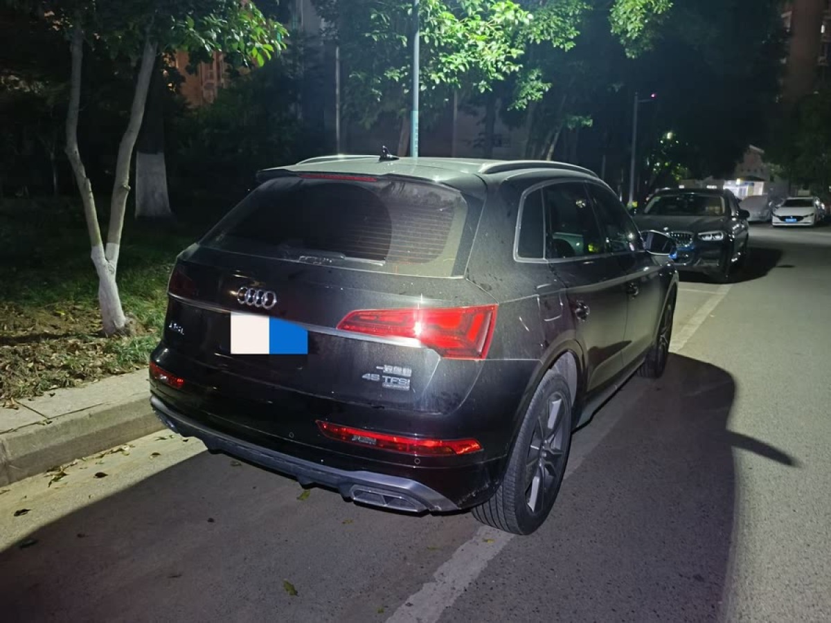奧迪 奧迪Q5L  2022款 改款 45T 豪華動(dòng)感型圖片