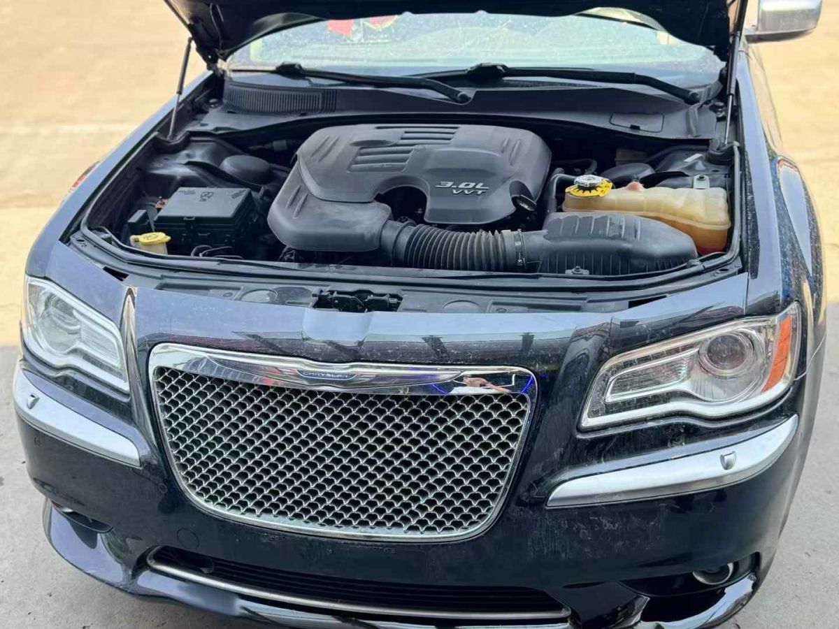克萊斯勒 300C 圖片