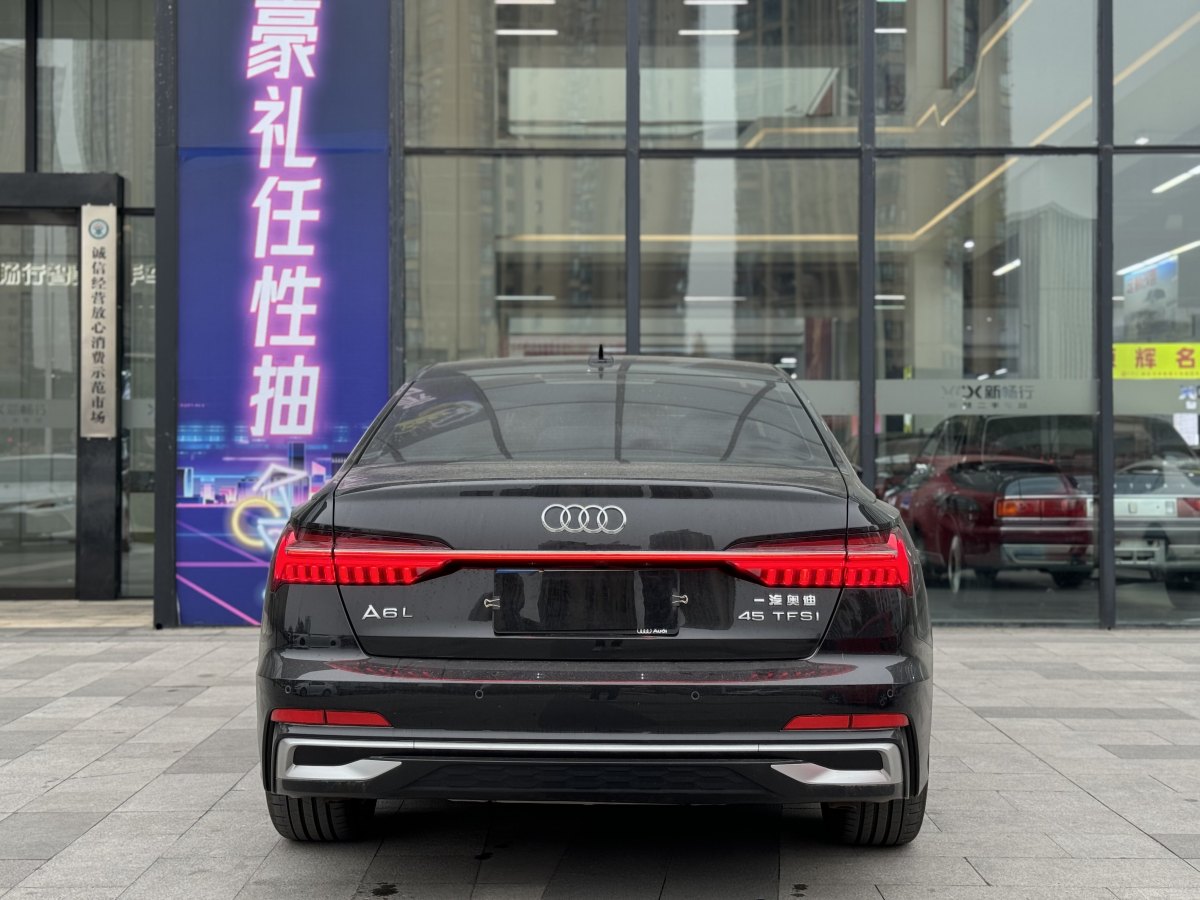 奧迪 奧迪A6L  2024款 45 TFSI 臻選動感型圖片