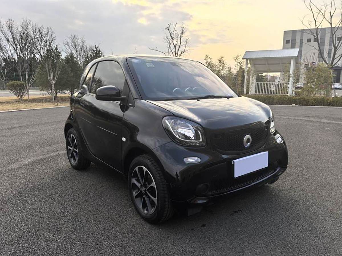 smart fortwo  2015款 1.0L 52千瓦硬頂激情版圖片