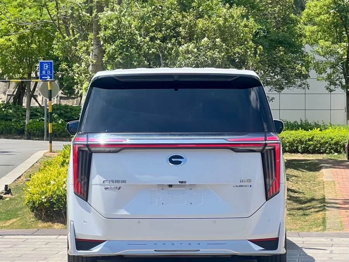 廣汽傳祺 M8  2023款 宗師系列 雙擎 御尊圖片