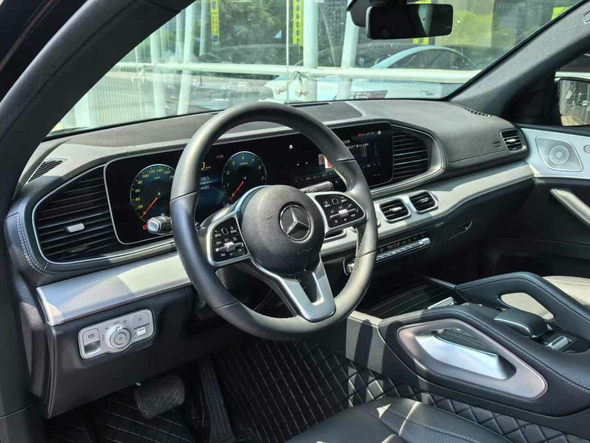 奔馳 奔馳GLC  2021款 GLC 300 4MATIC 轎跑SUV圖片