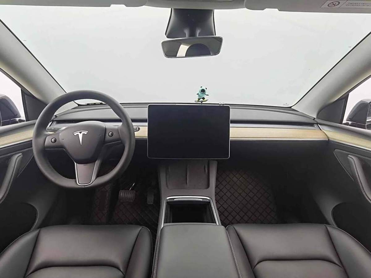 特斯拉 Model 3  2020款 改款 長(zhǎng)續(xù)航后輪驅(qū)動(dòng)版圖片