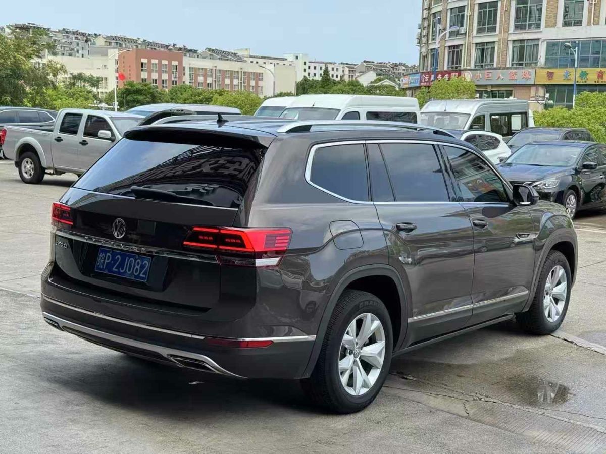 大眾 輝昂  2018款 380TSI 兩驅(qū)商務(wù)版圖片