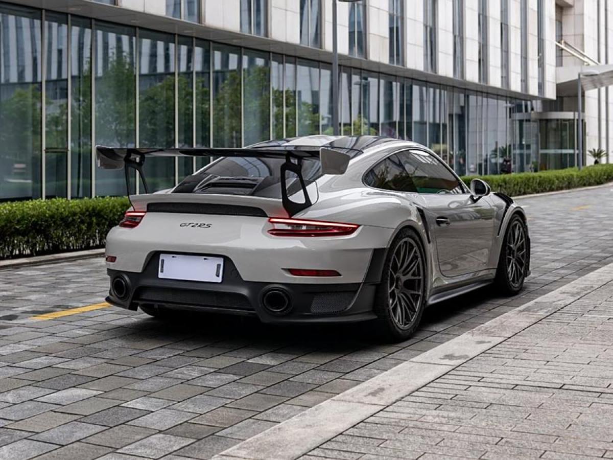 2019年1月保時捷 911  2018款 GT2 RS 3.8T