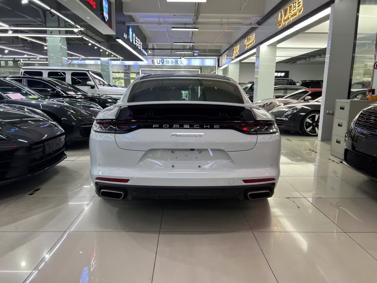 2021年9月保時(shí)捷 Panamera  2021款 Panamera 4 行政加長(zhǎng)版 2.9T