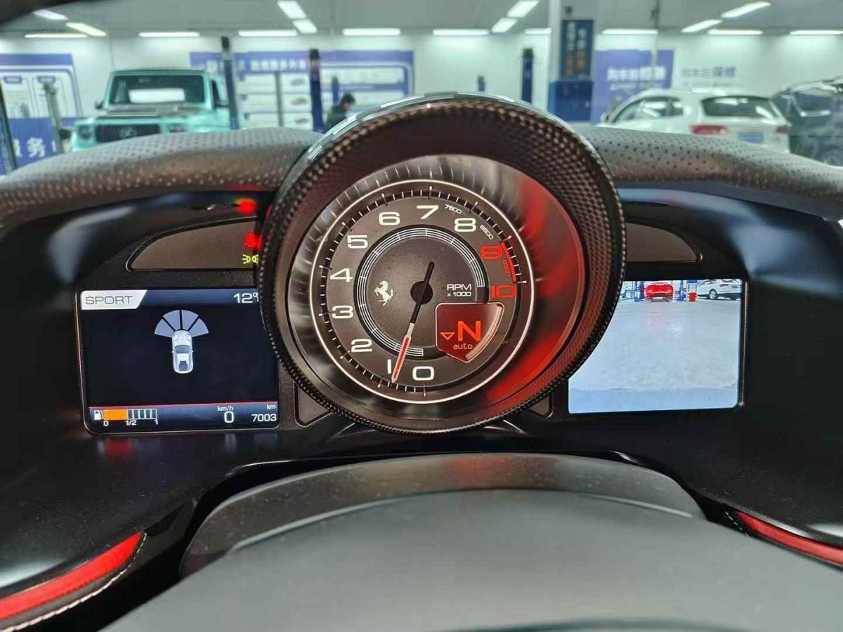 法拉利 F8 Tributo  2019款  3.9T V8圖片