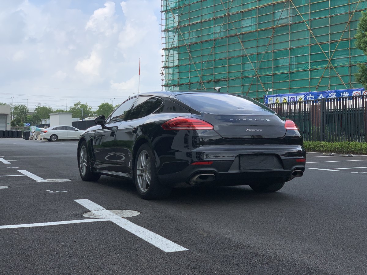 2016年1月保時(shí)捷 Panamera  2016款 Panamera Edition 3.0T